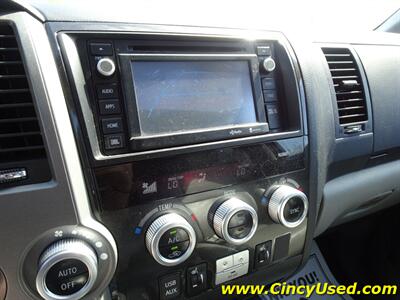 2015 Toyota Sequoia Limited - Photo 22 - Cincinnati, OH 45255