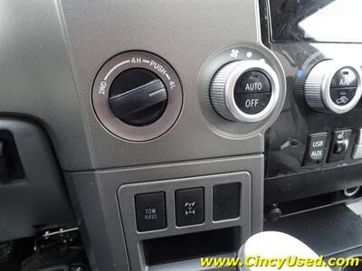 2015 Toyota Sequoia Limited   - Photo 15 - Cincinnati, OH 45255