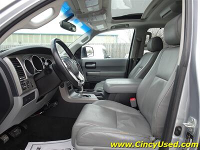 2015 Toyota Sequoia Limited   - Photo 8 - Cincinnati, OH 45255
