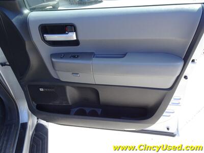 2015 Toyota Sequoia Limited - Photo 36 - Cincinnati, OH 45255