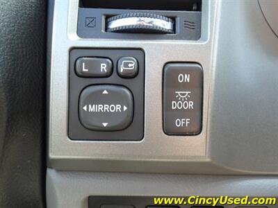 2015 Toyota Sequoia Limited - Photo 28 - Cincinnati, OH 45255