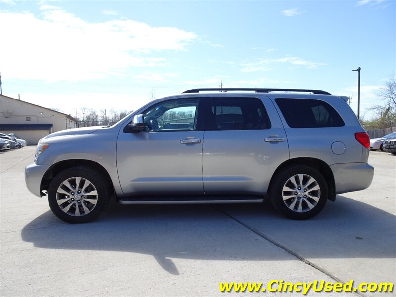 2015 Toyota Sequoia Limited - Photo 5 - Cincinnati, OH 45255