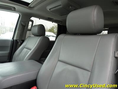 2015 Toyota Sequoia Limited   - Photo 9 - Cincinnati, OH 45255