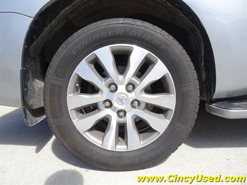 2015 Toyota Sequoia Limited - Photo 39 - Cincinnati, OH 45255