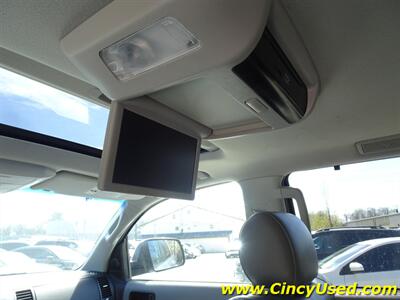 2015 Toyota Sequoia Limited - Photo 13 - Cincinnati, OH 45255