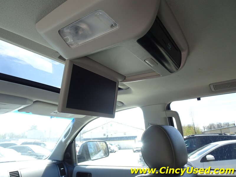 2015 Toyota Sequoia Limited - Photo 13 - Cincinnati, OH 45255