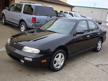 1995 Nissan Altima SE   - Photo 3 - Cincinnati, OH 45255