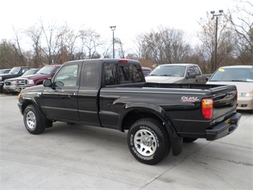 2004 Mazda B-Series Truck B3000   - Photo 4 - Cincinnati, OH 45255