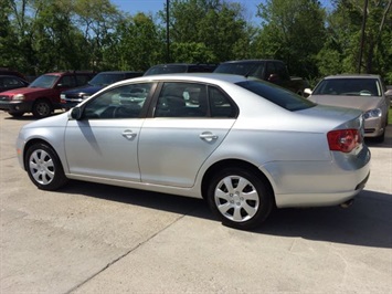 2007 Volkswagen Jetta 2.5   - Photo 4 - Cincinnati, OH 45255