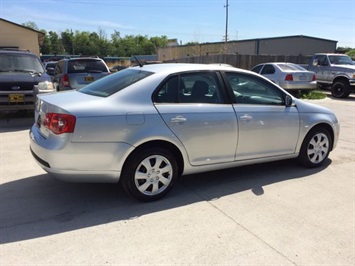 2007 Volkswagen Jetta 2.5   - Photo 6 - Cincinnati, OH 45255