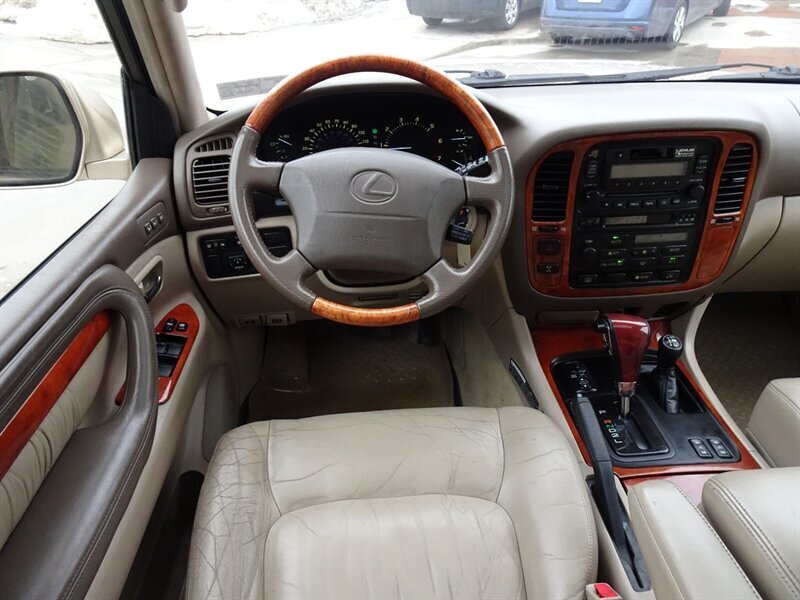 2000 Lexus LX 470 V8 AWD - Photo 46 - Cincinnati, OH 45255