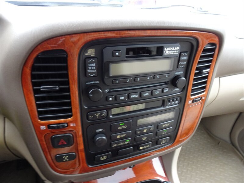 2000 Lexus LX 470 V8 AWD - Photo 49 - Cincinnati, OH 45255