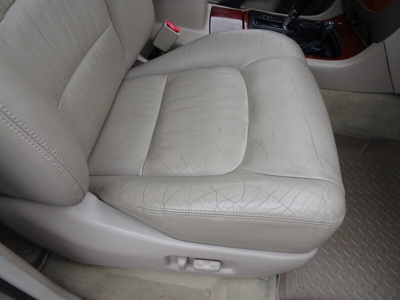 2000 Lexus LX 470 V8 AWD - Photo 31 - Cincinnati, OH 45255