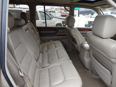 2000 Lexus LX 470 V8 AWD - Photo 21 - Cincinnati, OH 45255