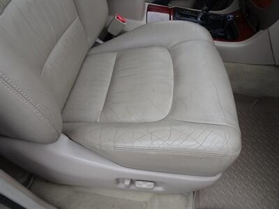 2000 Lexus LX 470 V8 AWD - Photo 64 - Cincinnati, OH 45255