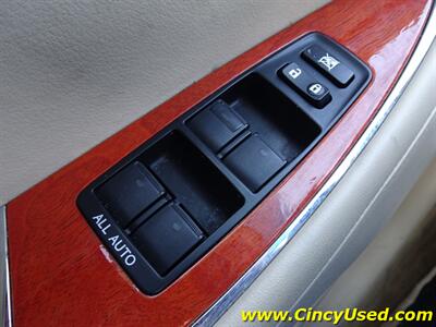 2010 Lexus ES 350   - Photo 24 - Cincinnati, OH 45255