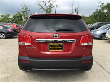 2011 Kia Sorento EX   - Photo 5 - Cincinnati, OH 45255