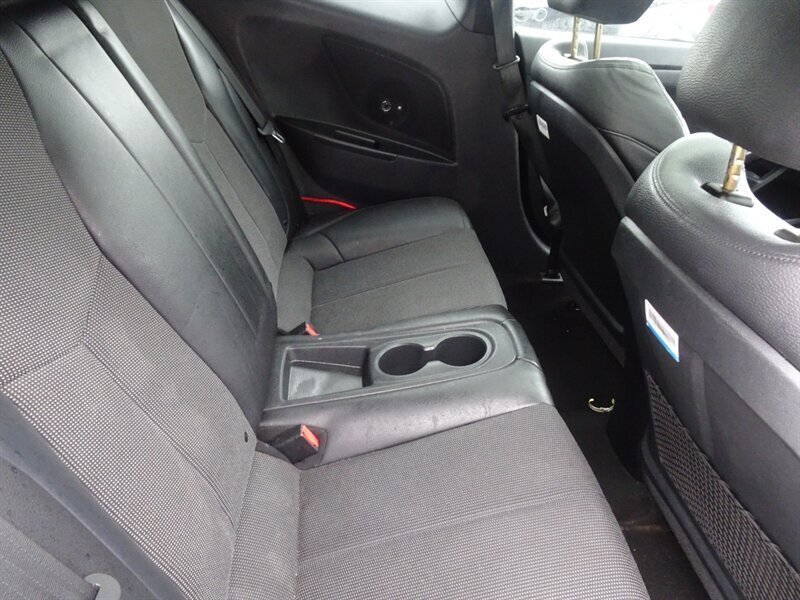 2016 Hyundai Veloster - Photo 42 - Cincinnati, OH 45255