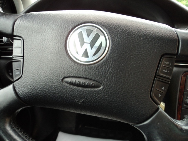 2003 Volkswagen Passat W8 - Photo 23 - Cincinnati, OH 45255