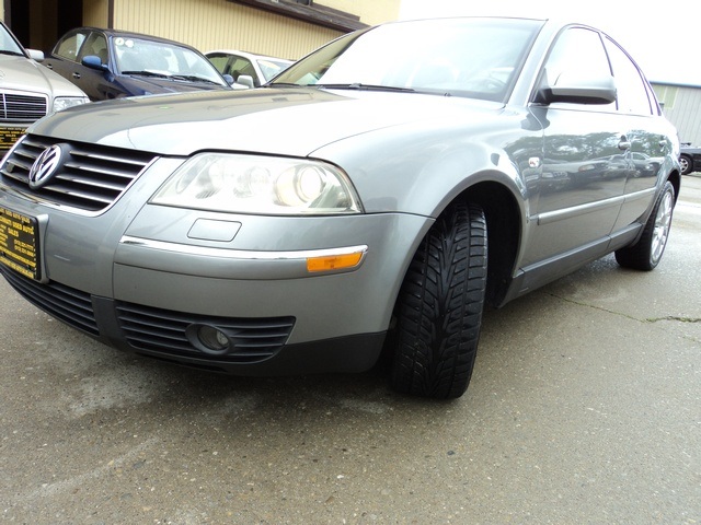 2003 Volkswagen Passat W8 - Photo 11 - Cincinnati, OH 45255
