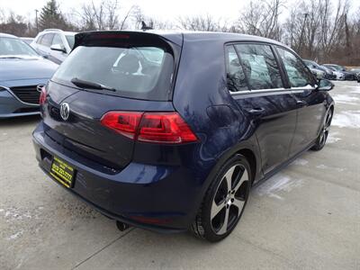 2015 Volkswagen Golf GTI S  2.0L I4 Turbo FWD - Photo 6 - Cincinnati, OH 45255