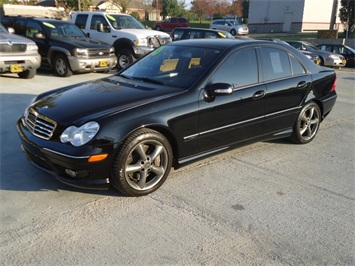 2005 Mercedes-Benz C Class C230   - Photo 1 - Cincinnati, OH 45255