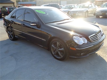 2005 Mercedes-Benz C Class C230   - Photo 3 - Cincinnati, OH 45255