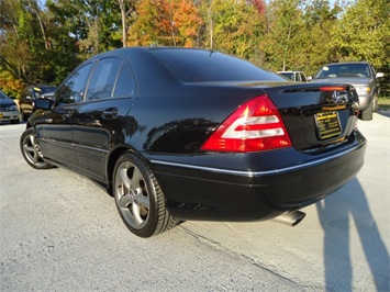 2005 Mercedes-Benz C Class C230   - Photo 12 - Cincinnati, OH 45255