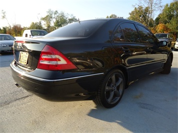 2005 Mercedes-Benz C Class C230   - Photo 13 - Cincinnati, OH 45255