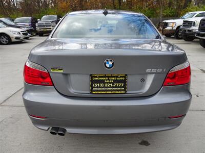 2010 BMW 5 Series 528i xDrive 3.0L I6 AWD - Photo 4 - Cincinnati, OH 45255