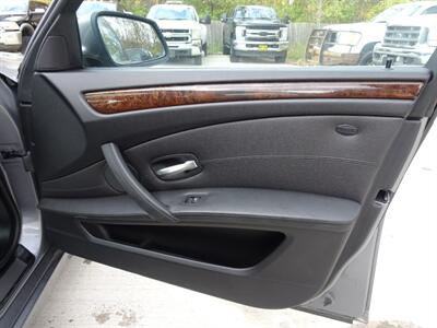 2010 BMW 5 Series 528i xDrive 3.0L I6 AWD - Photo 22 - Cincinnati, OH 45255