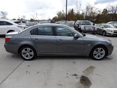 2010 BMW 5 Series 528i xDrive 3.0L I6 AWD - Photo 2 - Cincinnati, OH 45255