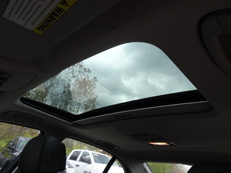 2010 BMW 5 Series 528i xDrive 3.0L I6 AWD - Photo 17 - Cincinnati, OH 45255