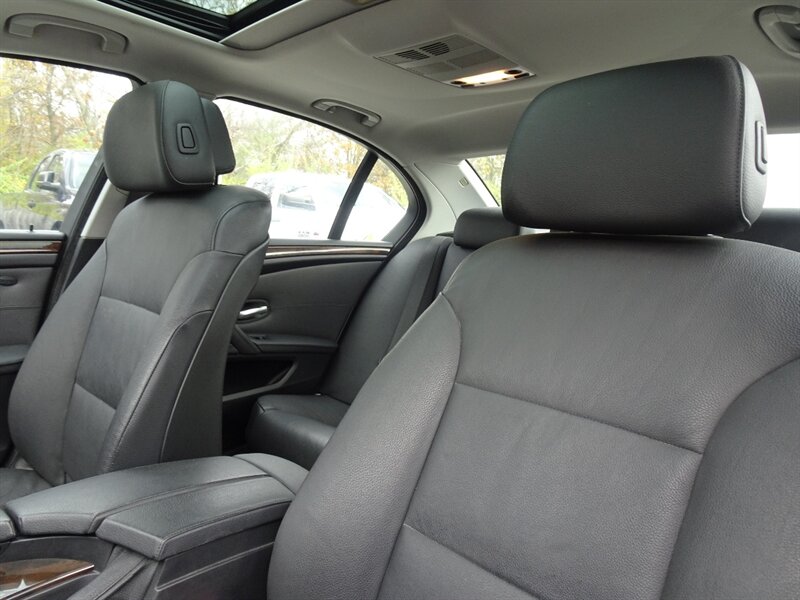 2010 BMW 5 Series 528i xDrive 3.0L I6 AWD - Photo 16 - Cincinnati, OH 45255