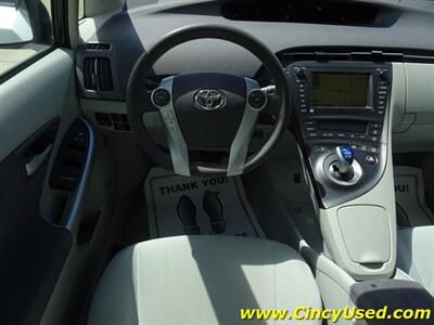 2010 Toyota Prius III - Photo 10 - Cincinnati, OH 45255