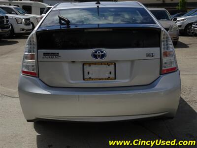 2010 Toyota Prius III - Photo 8 - Cincinnati, OH 45255