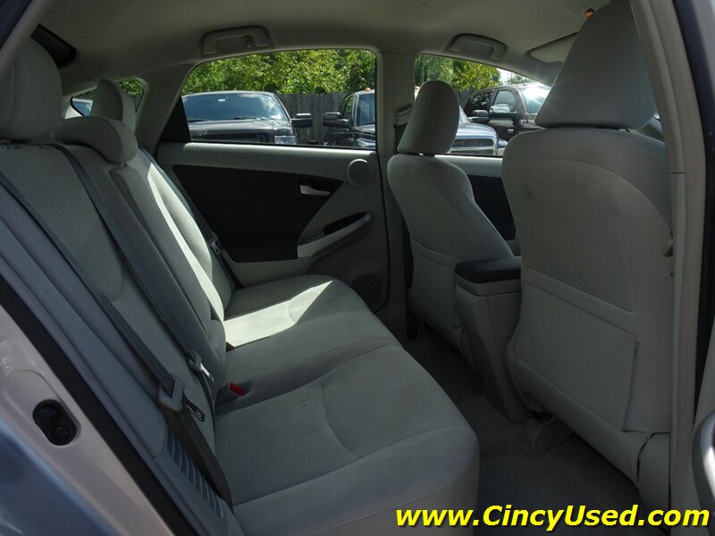 2010 Toyota Prius III - Photo 14 - Cincinnati, OH 45255