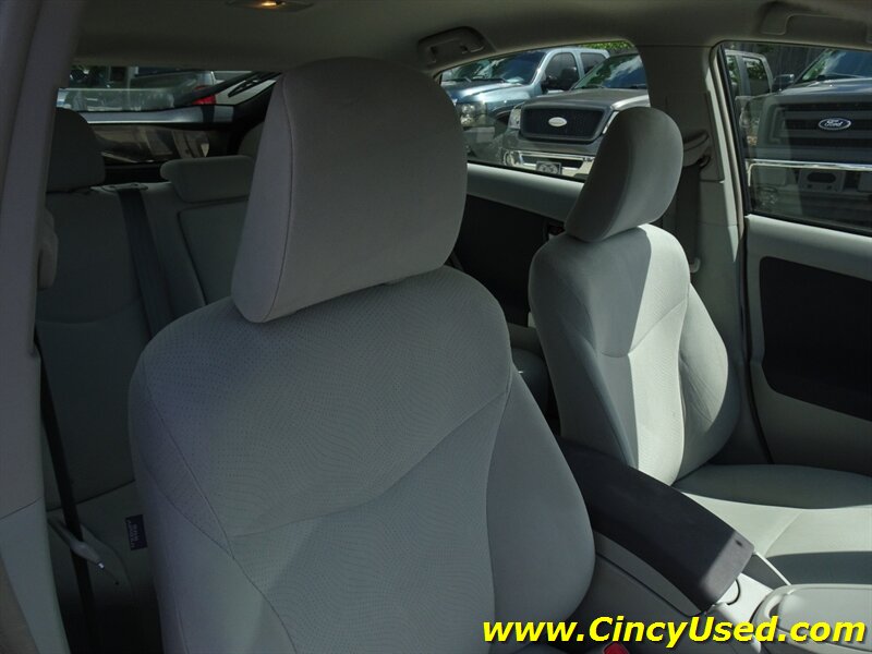 2010 Toyota Prius III - Photo 17 - Cincinnati, OH 45255