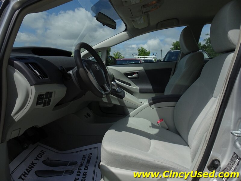 2010 Toyota Prius III - Photo 12 - Cincinnati, OH 45255