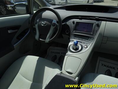 2010 Toyota Prius III - Photo 15 - Cincinnati, OH 45255