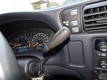 2003 Chevrolet S-10 LS   - Photo 18 - Cincinnati, OH 45255