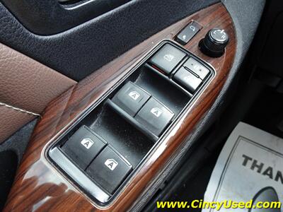 2017 Toyota Sienna Limited Premium 7-Passeng   - Photo 28 - Cincinnati, OH 45255