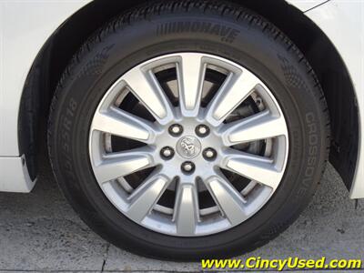 2017 Toyota Sienna Limited Premium 7-Passeng   - Photo 38 - Cincinnati, OH 45255