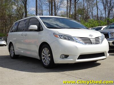 2017 Toyota Sienna Limited Premium 7-Passeng   - Photo 5 - Cincinnati, OH 45255