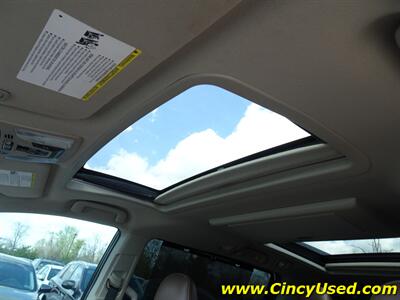 2017 Toyota Sienna Limited Premium 7-Passeng   - Photo 35 - Cincinnati, OH 45255