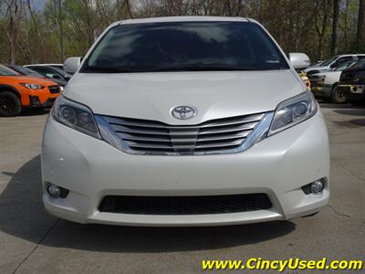 2017 Toyota Sienna Limited Premium 7-Passeng   - Photo 2 - Cincinnati, OH 45255