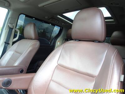 2017 Toyota Sienna Limited Premium 7-Passeng   - Photo 32 - Cincinnati, OH 45255