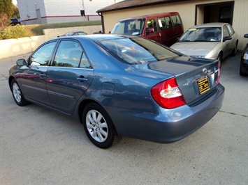 2002 Toyota Camry XLE   - Photo 4 - Cincinnati, OH 45255