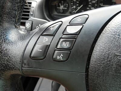 2001 BMW 3 Series 325i   - Photo 35 - Cincinnati, OH 45255