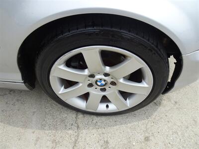 2001 BMW 3 Series 325i   - Photo 47 - Cincinnati, OH 45255